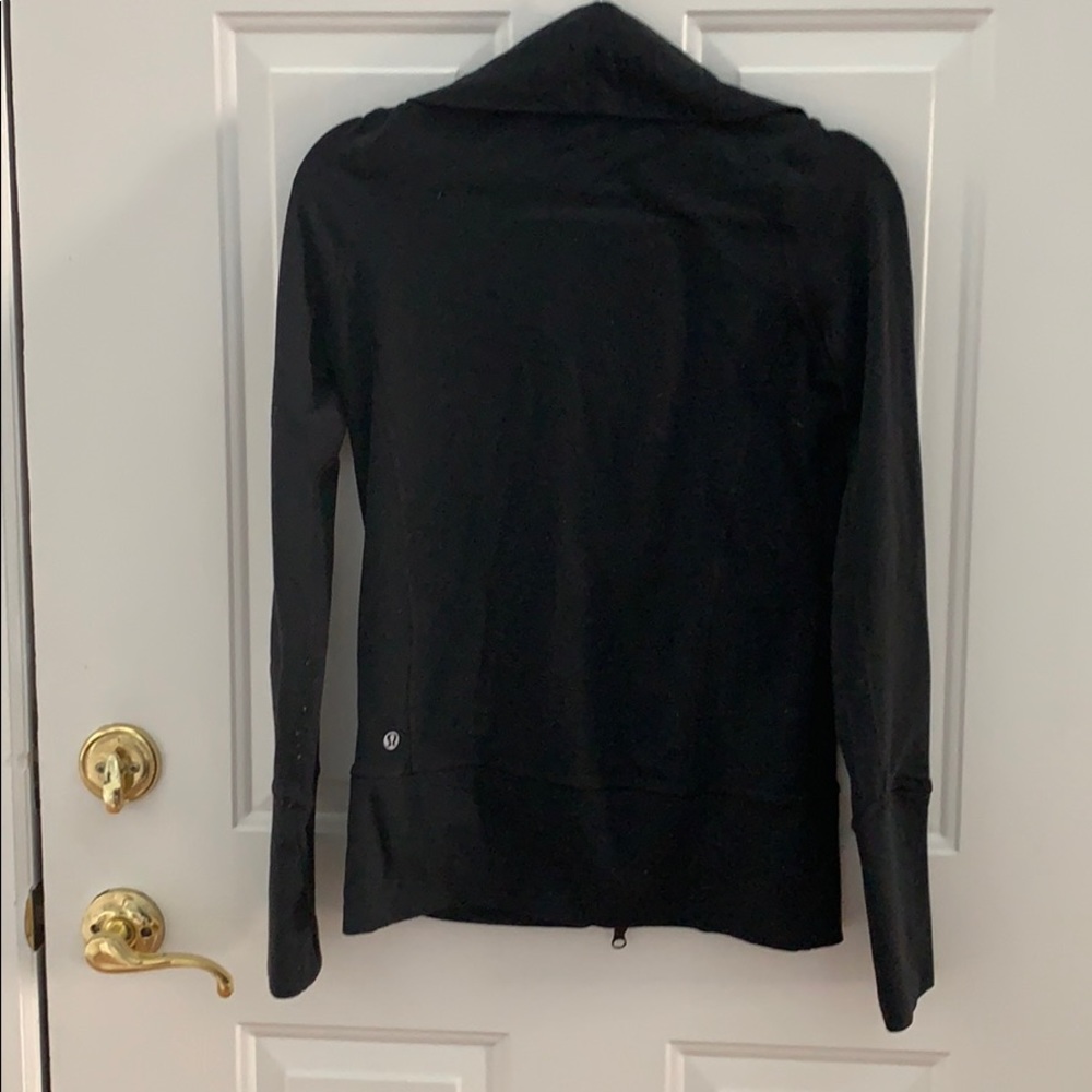 Lululemon Jacket - Picture 4 of 5